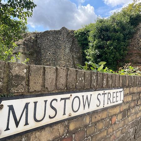 Abbey Gardens Cottage Bury St. Edmunds Buitenkant foto